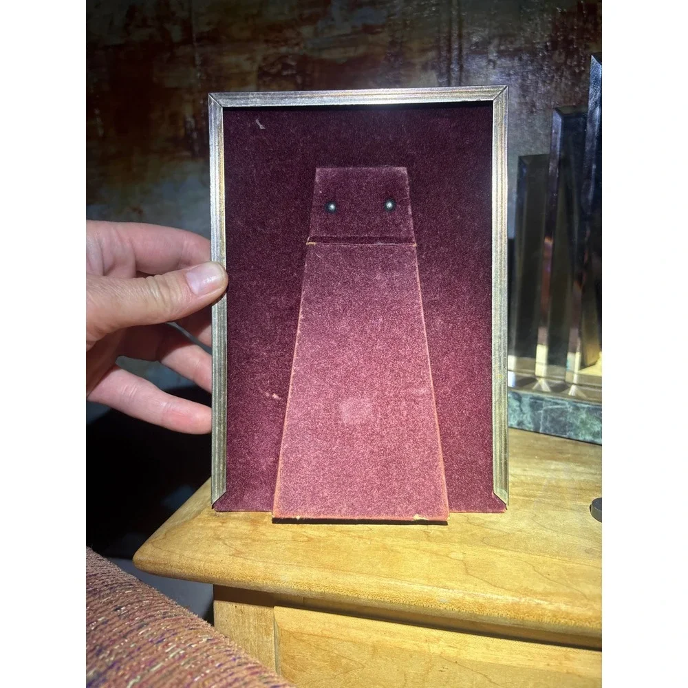 Vintage Silver Ornate Metal Picture Frame 5x7 Scroll Corner Burgundy Velvet Back